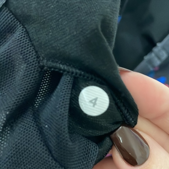 LULULEMLON | black tank with blue-purple design - Picture 4 of 6